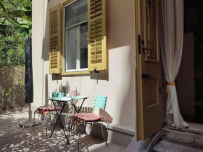 Calm flat with a private terrace Trieste